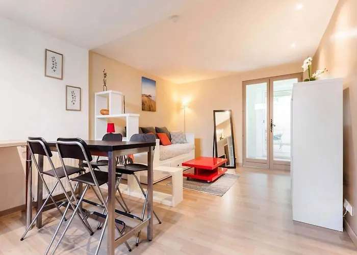 Studio Next To Bordeaux City Center With A Terrace