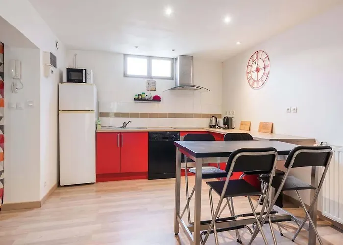 Studio Next To Bordeaux City Center With A Terrace