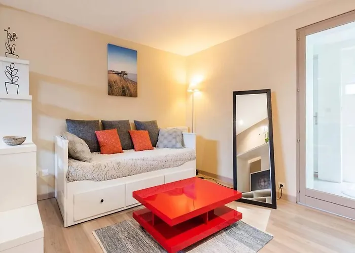 Studio Next To Bordeaux City Center With A Terrace